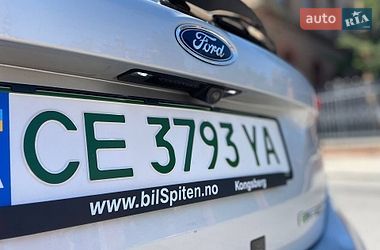 Хетчбек Ford Focus 2018 в Чернівцях