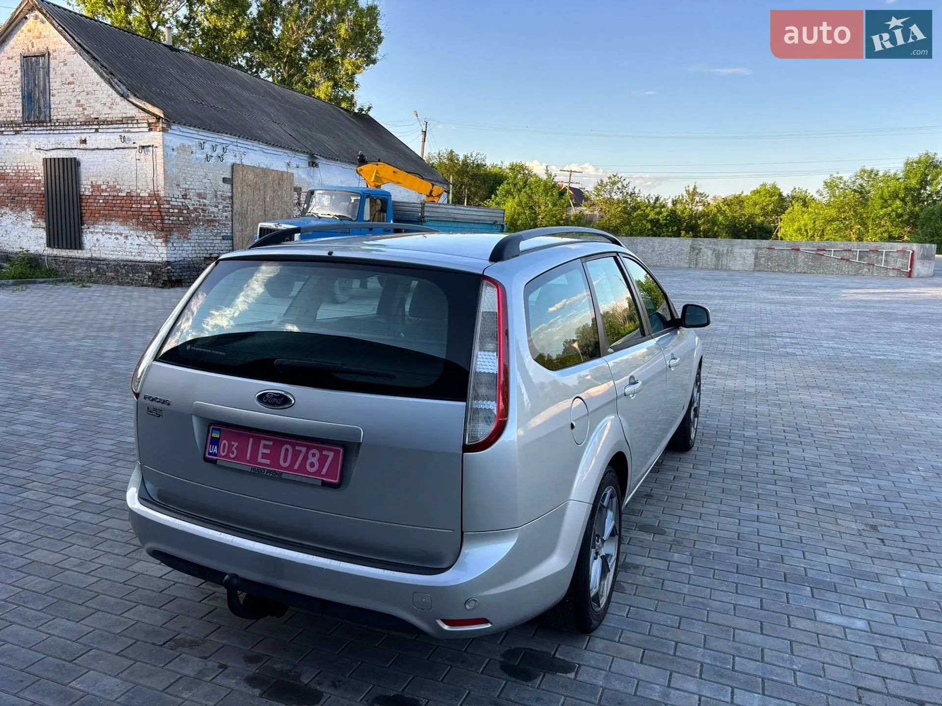 2010 Ford Focus - мініатюра 7