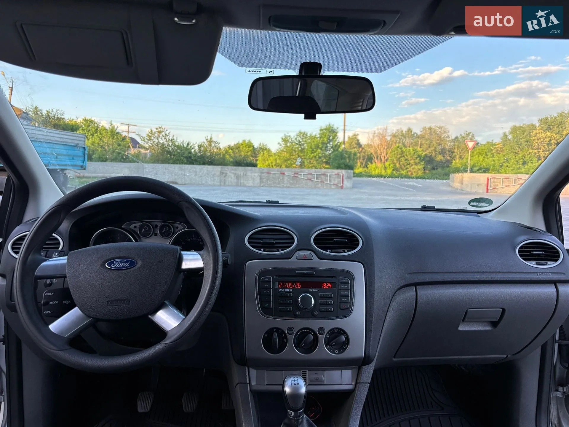 2010 Ford Focus - мініатюра 39