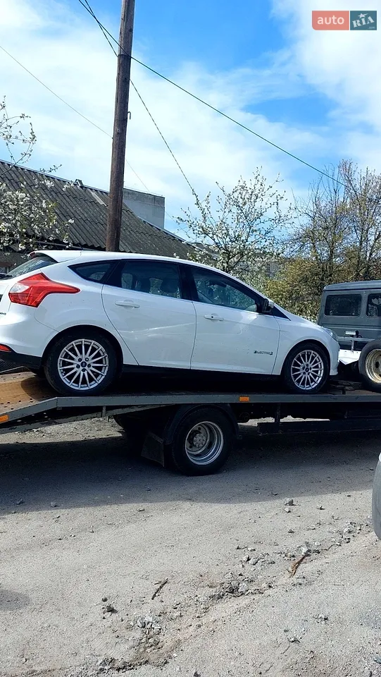 2011 Ford Focus - мініатюра 11