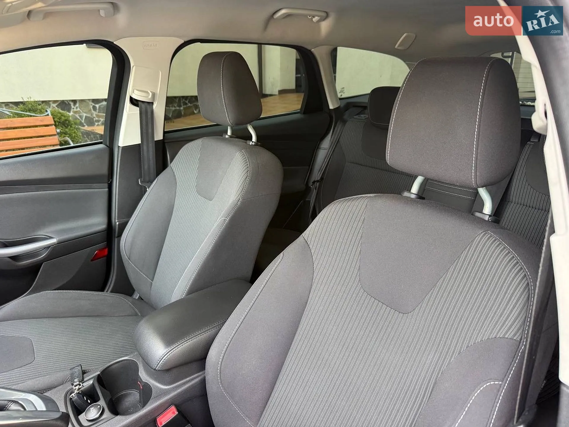 2012 Ford Focus - мініатюра 26