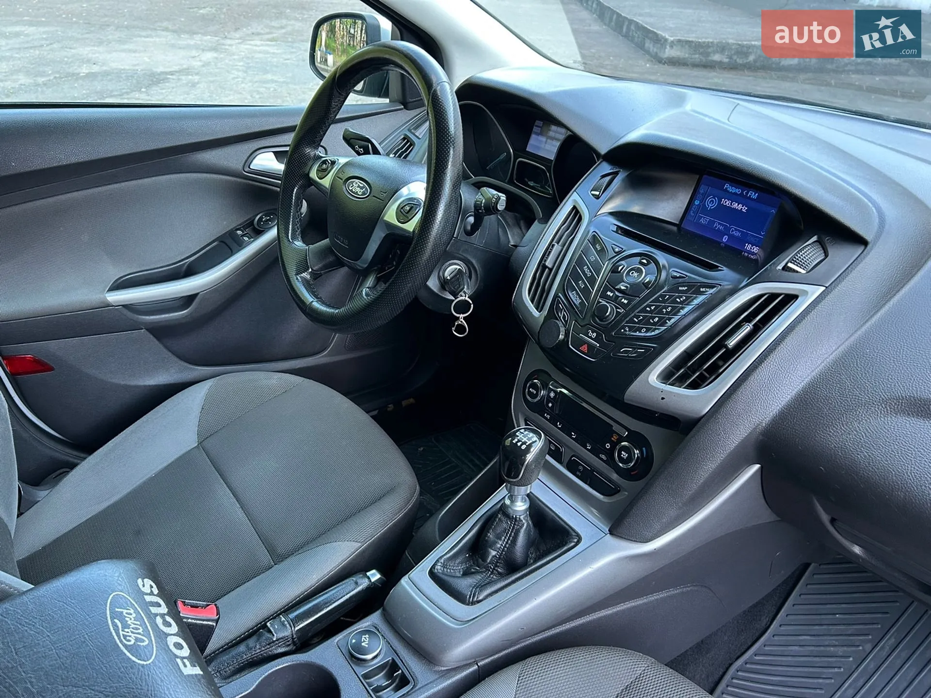2011 Ford Focus - мініатюра 6