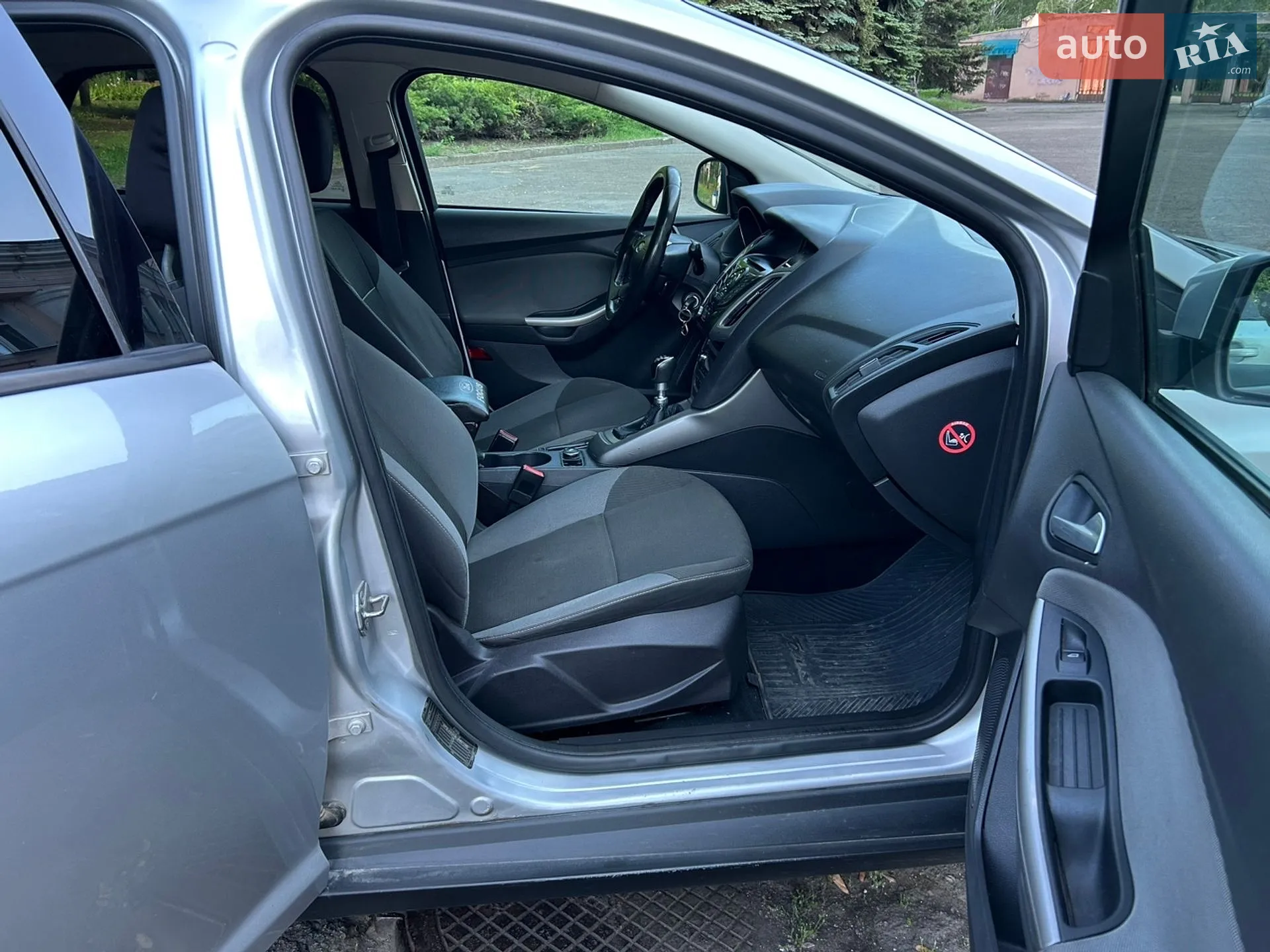 2011 Ford Focus - мініатюра 9