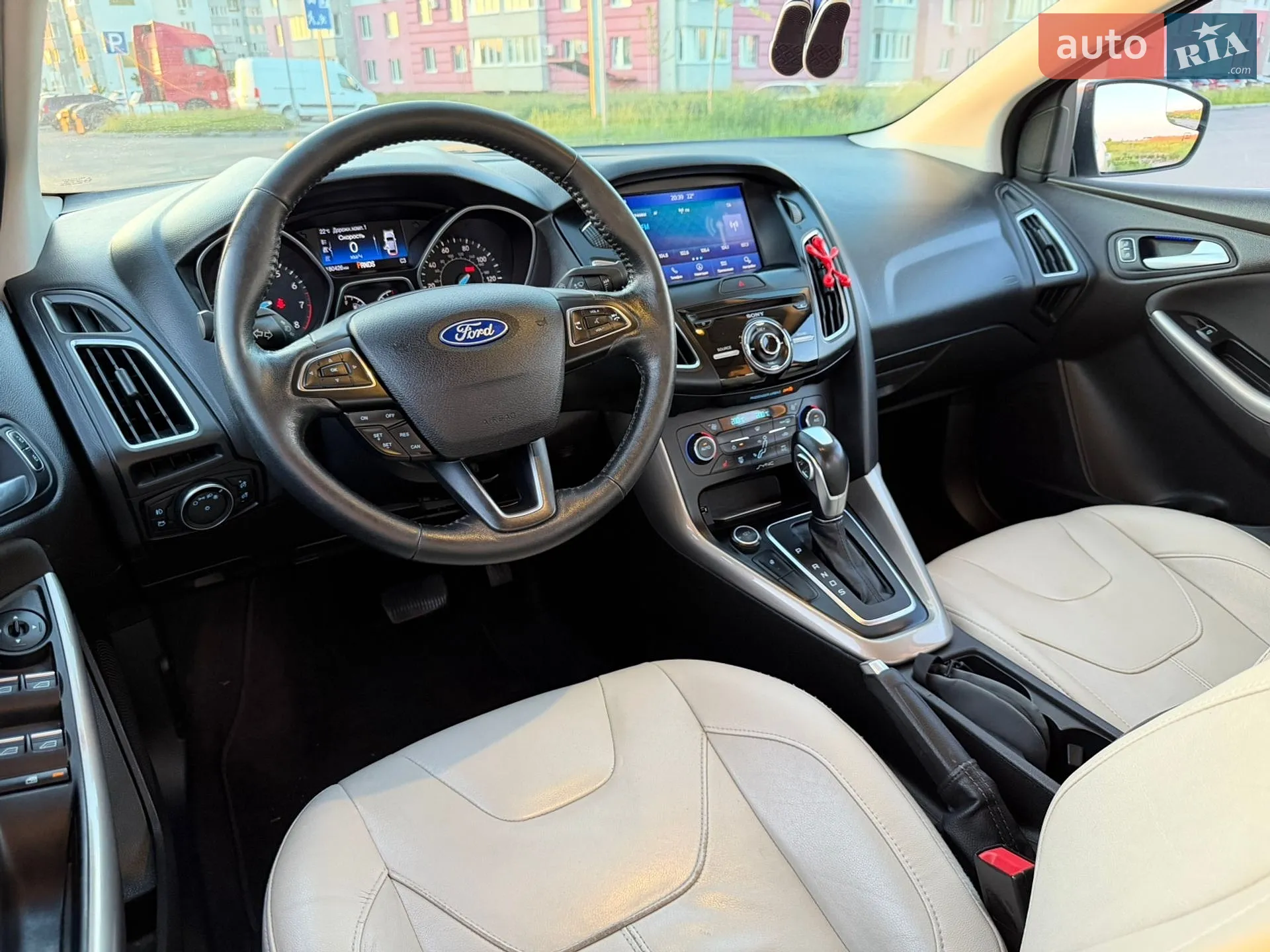 2017 Ford Focus - мініатюра 44