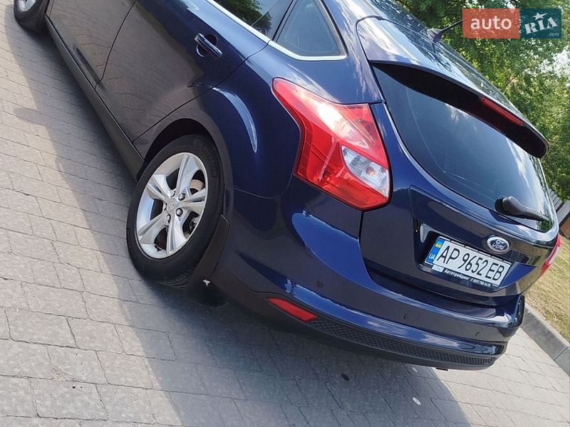 Хэтчбек Ford Focus 2013 в Ивано-Франковске