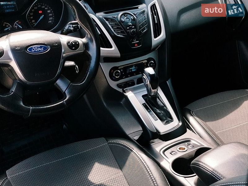Хэтчбек Ford Focus 2013 в Ивано-Франковске