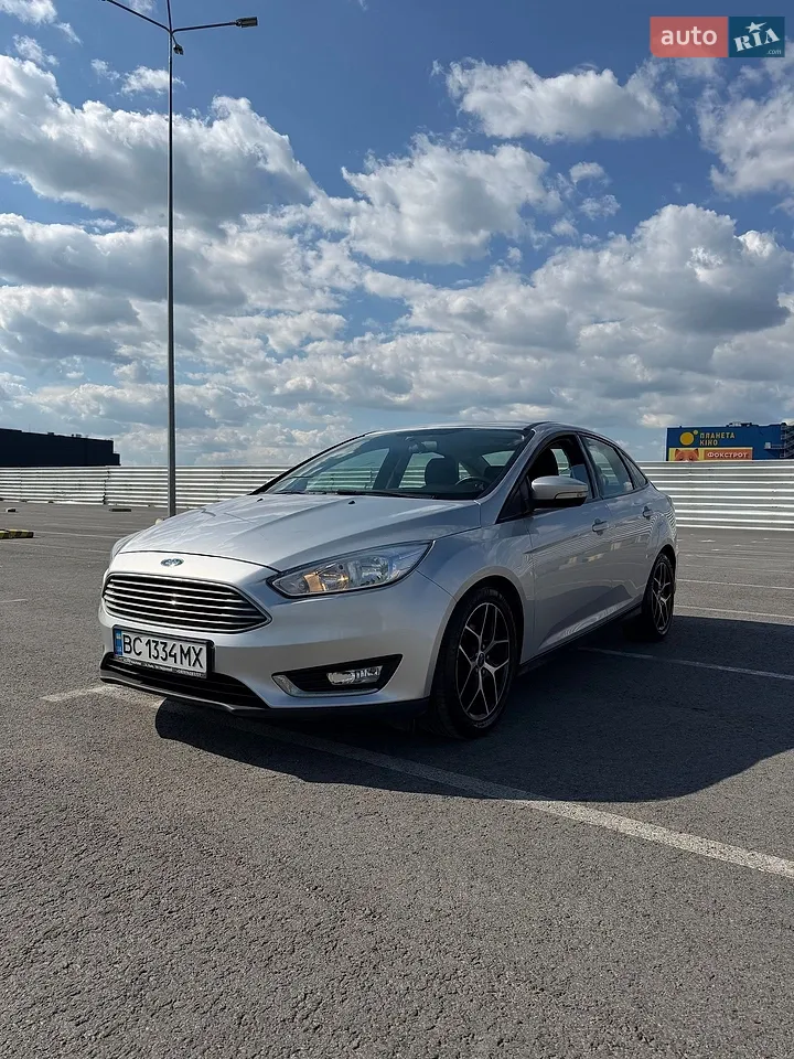 2017 Ford Focus - мініатюра 18