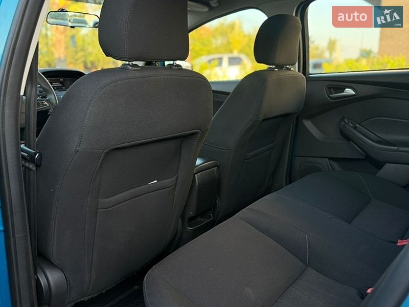 Седан Ford Focus 2016 в Ужгороде