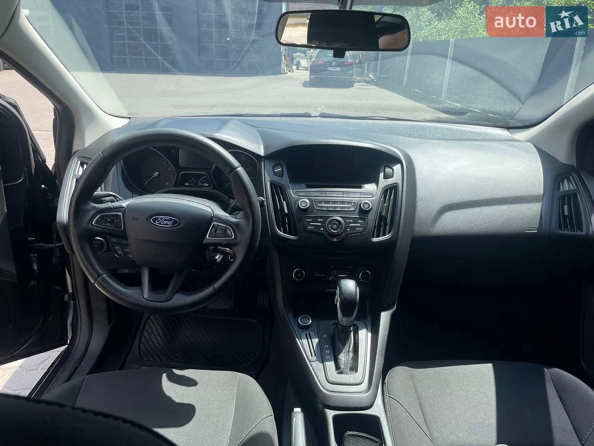 2017 Ford Focus - мініатюра 14