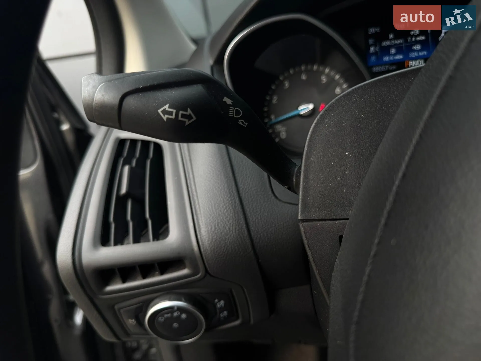 2016 Ford Focus - мініатюра 22