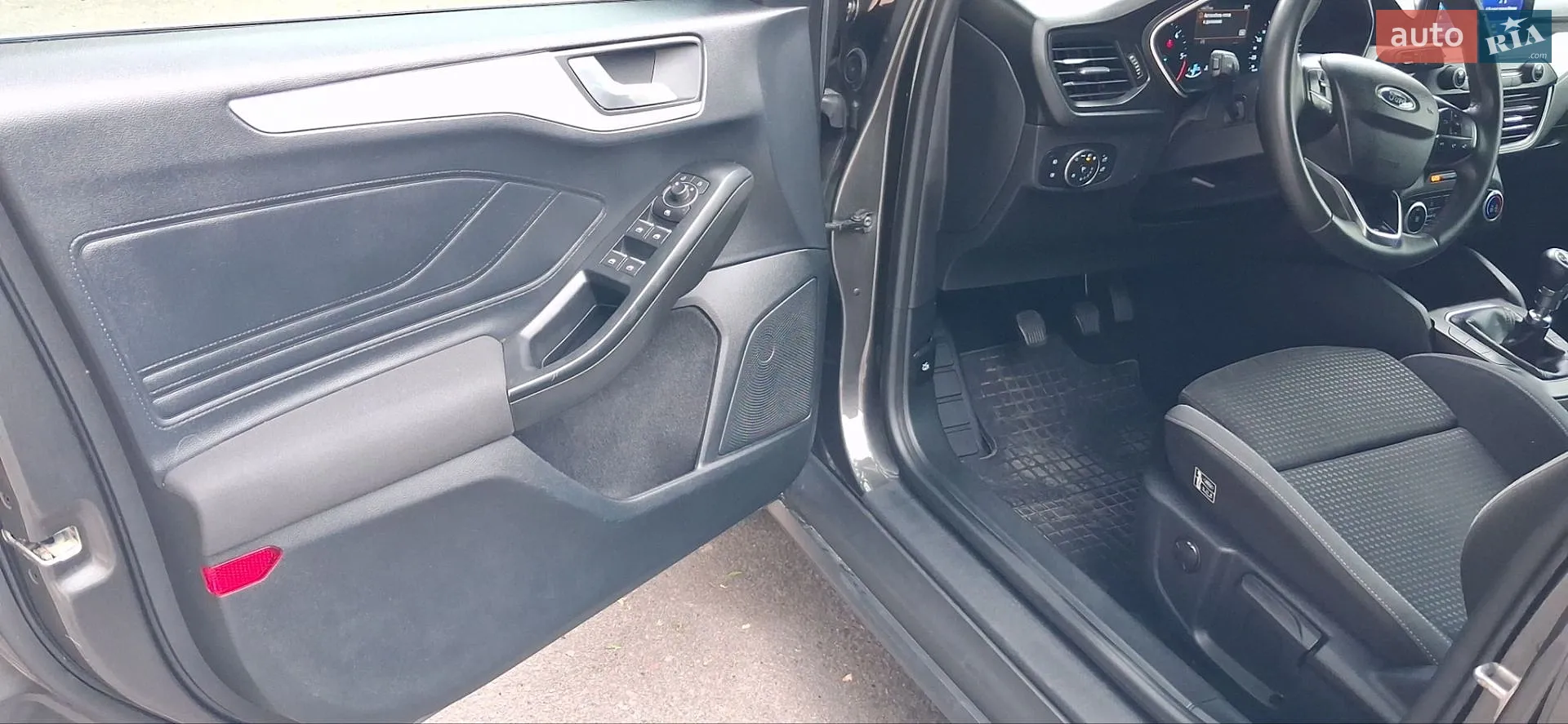 2021 Ford Focus - мініатюра 8