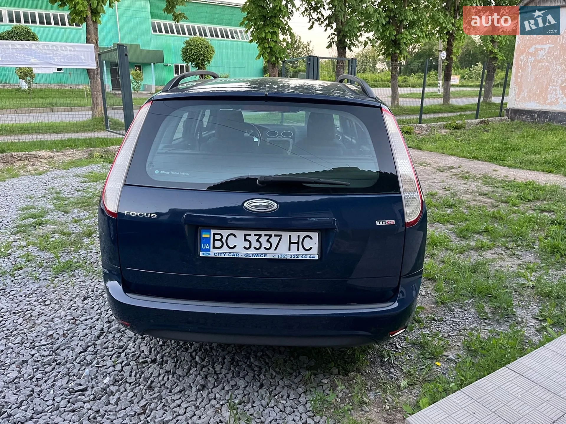 2010 Ford Focus - мініатюра 9