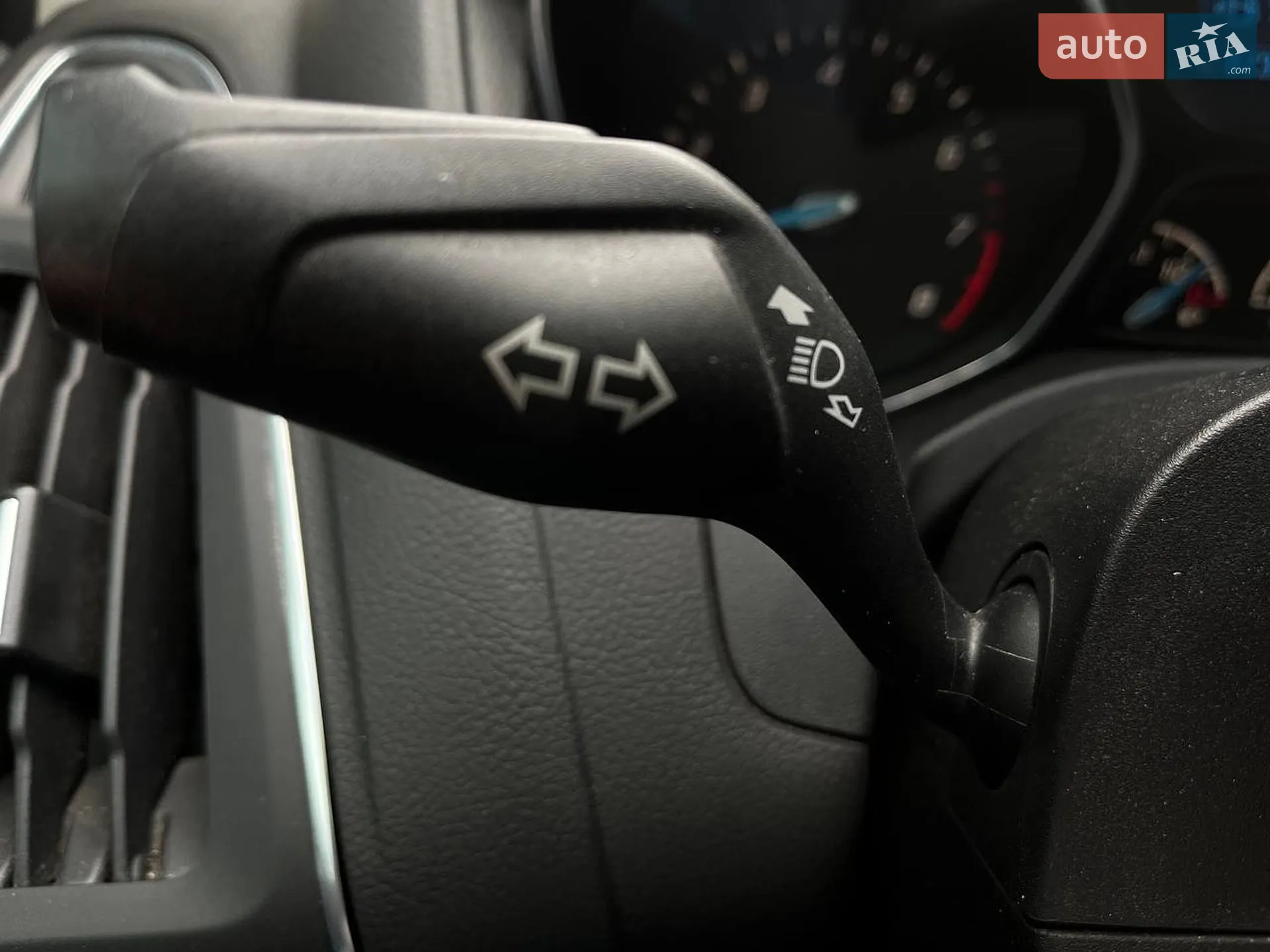 2013 Ford Focus - мініатюра 18