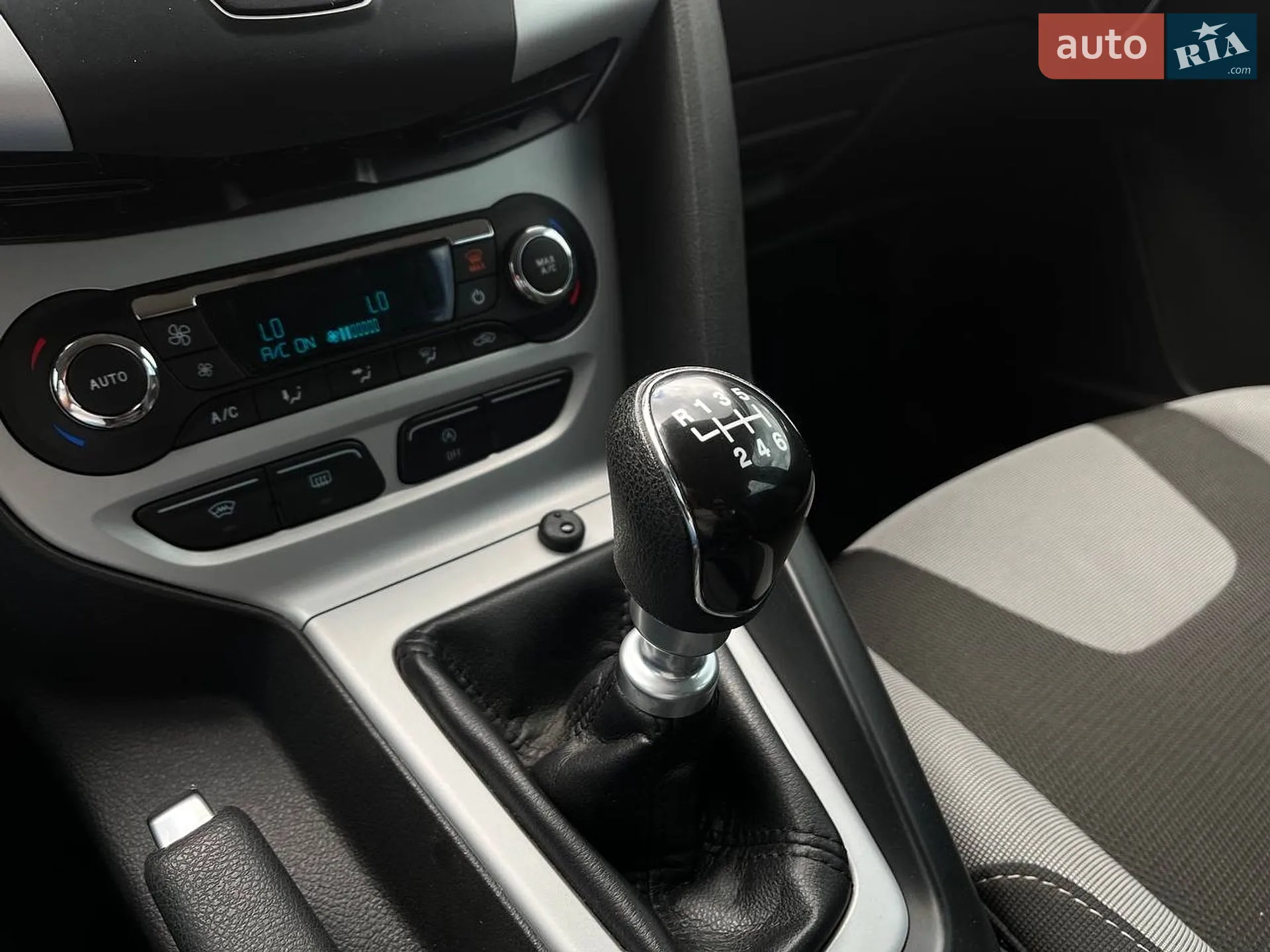 2013 Ford Focus - мініатюра 26