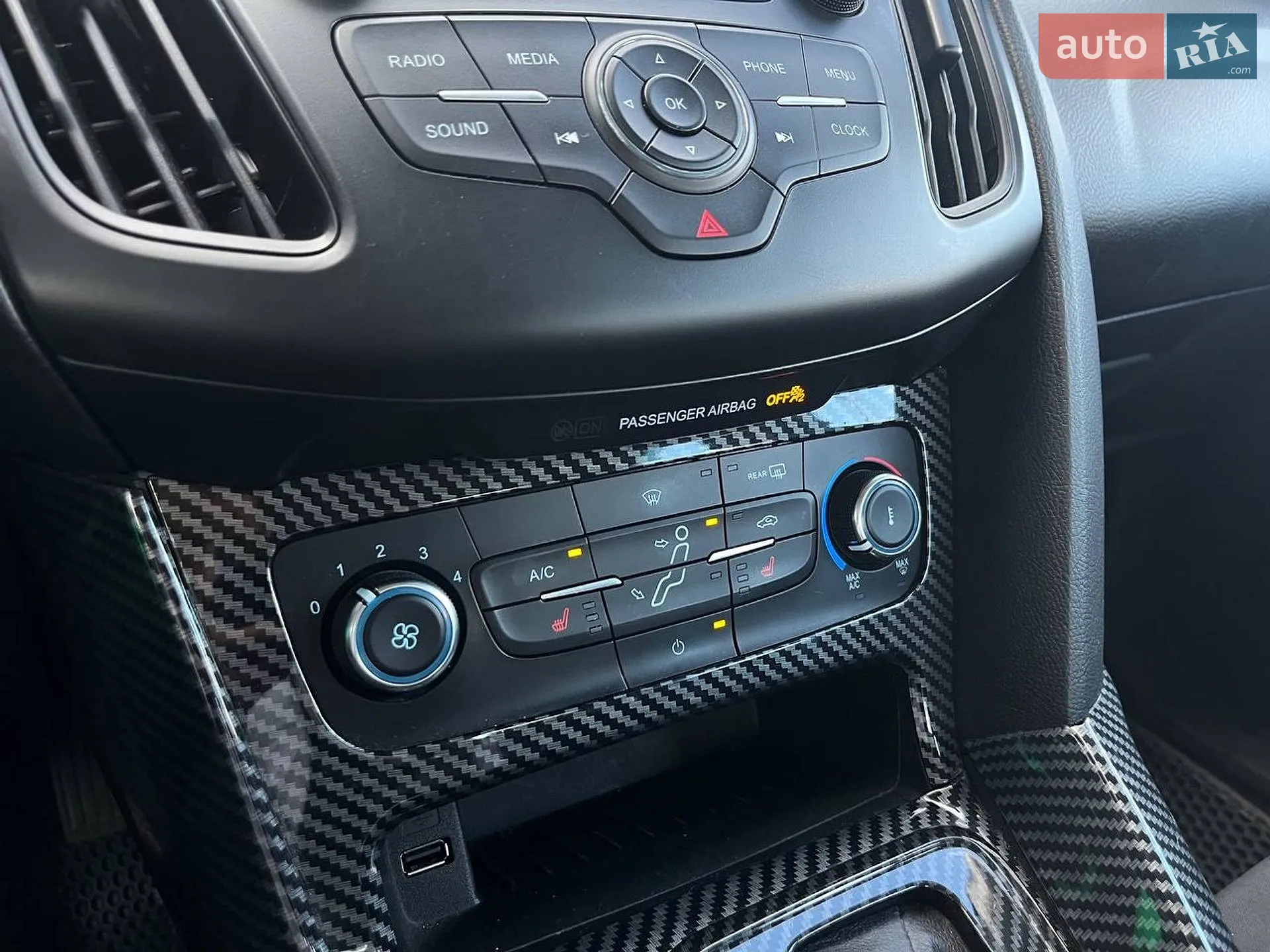 2015 Ford Focus - мініатюра 26
