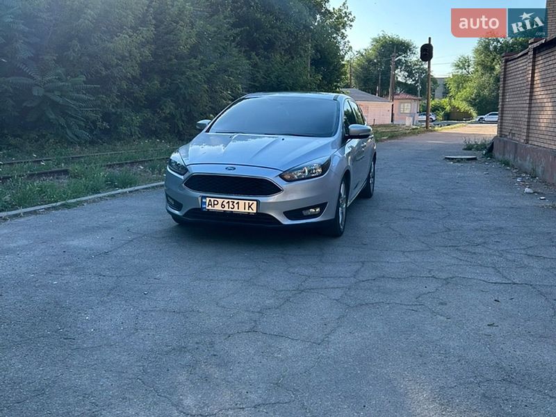 Хетчбек Ford Focus 2015 в Запоріжжі
