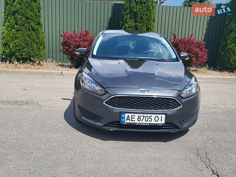 Хэтчбек Ford Focus 2017 в Днепре