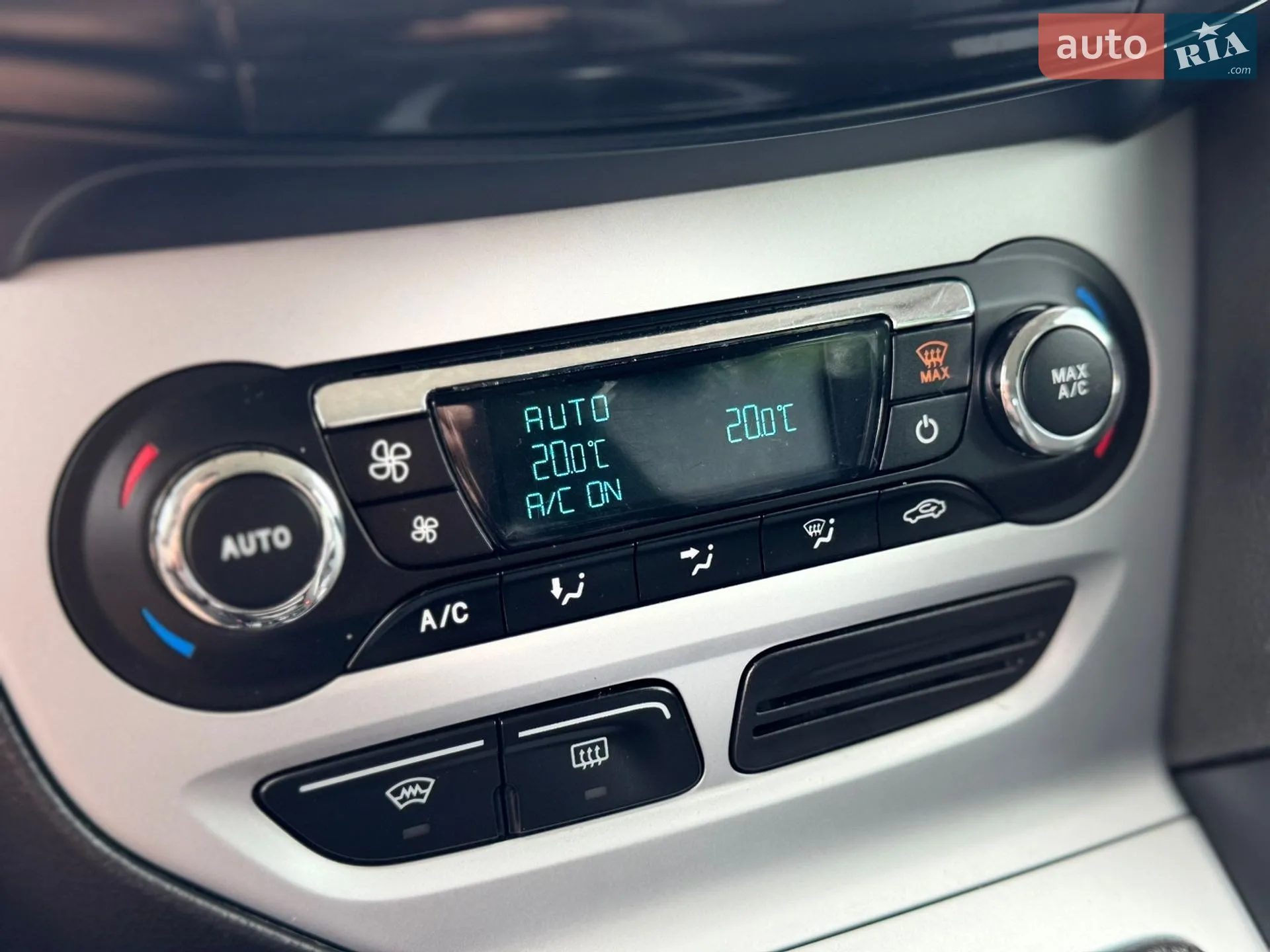 2014 Ford Focus - мініатюра 20
