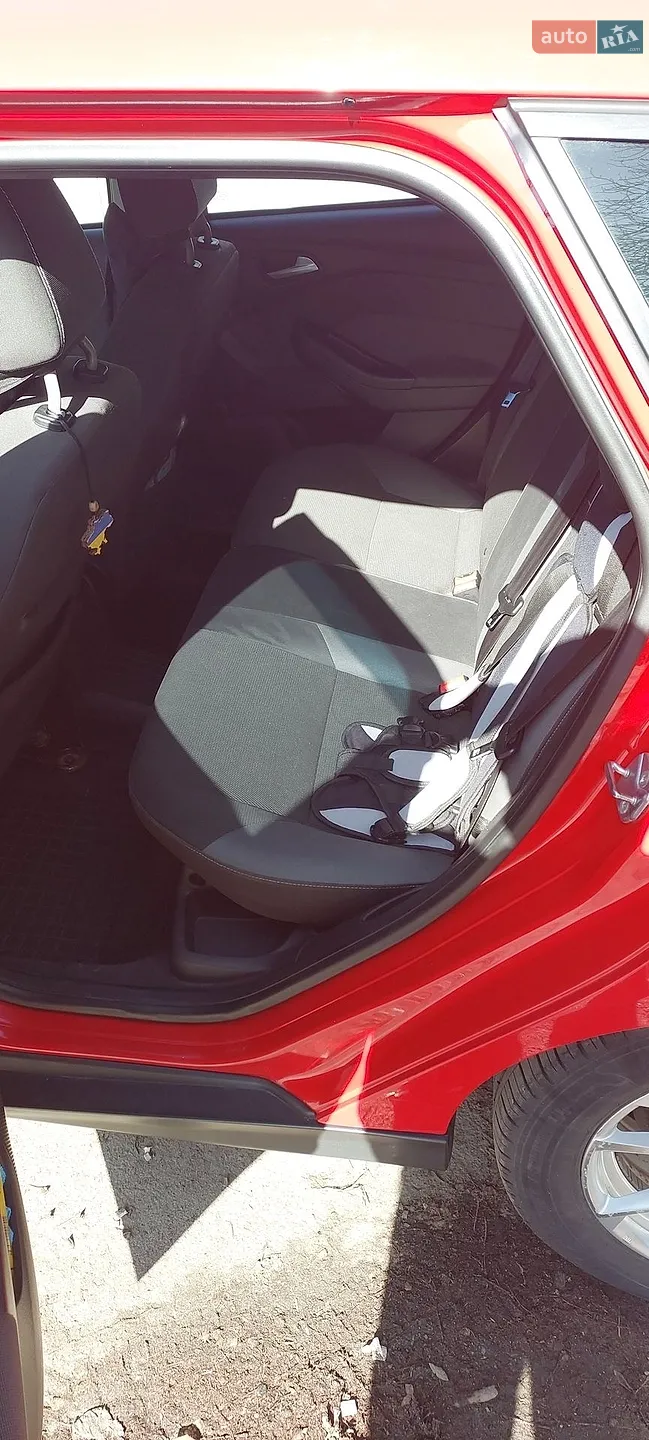 2011 Ford Focus - мініатюра 15
