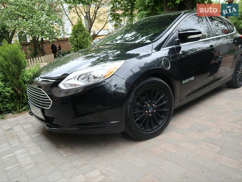 Хэтчбек Ford Focus 2013 в Житомире фото 38 Хэтчбек Ford Focus 2013 в Житомире