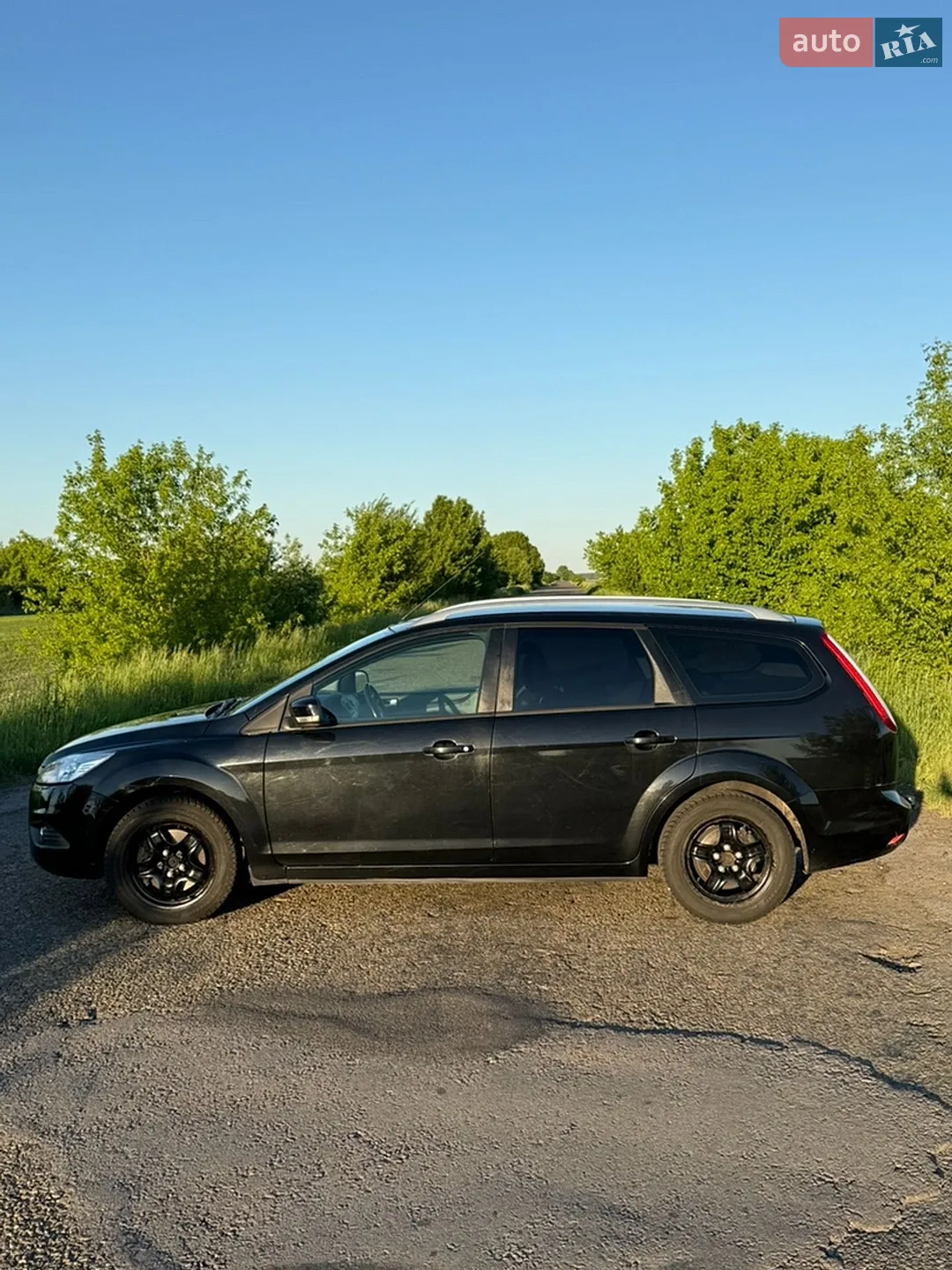 2010 Ford Focus - мініатюра 9