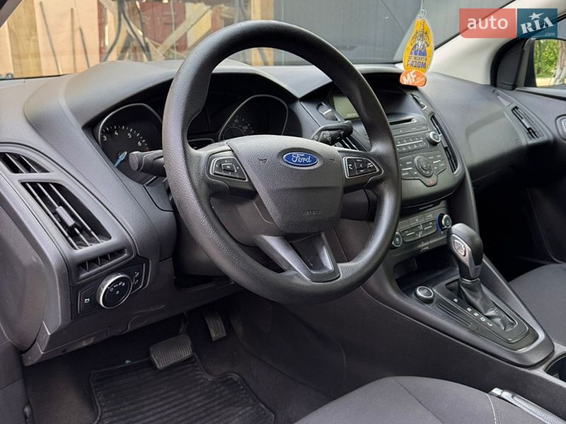 Седан Ford Focus 2015 в Одесі
