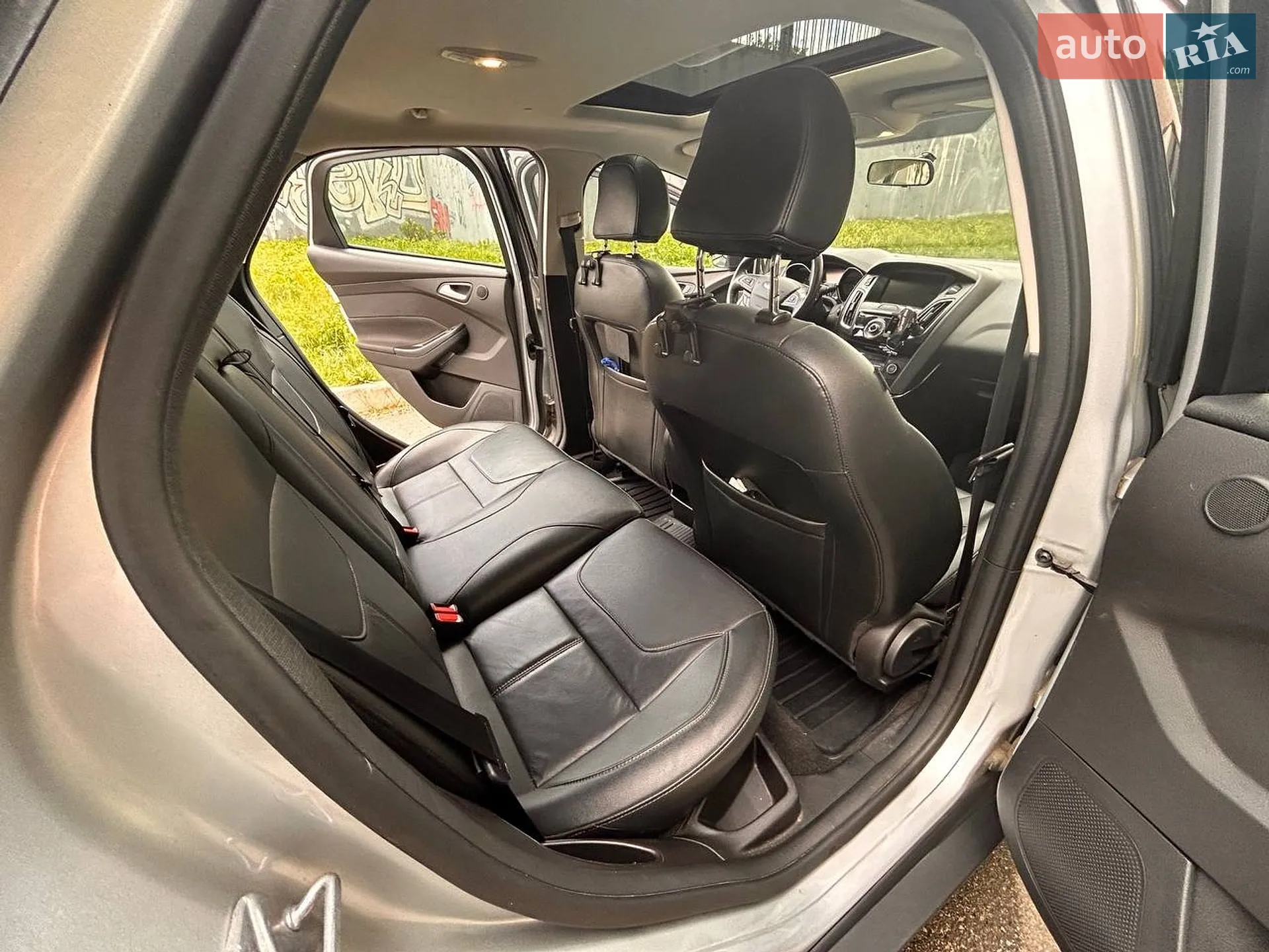 2018 Ford Focus - мініатюра 19