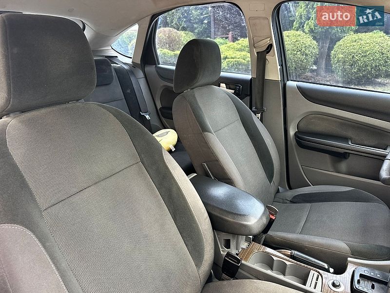 Хэтчбек Ford Focus 2008 в Львове фото 12 Хэтчбек Ford Focus 2008 в Львове