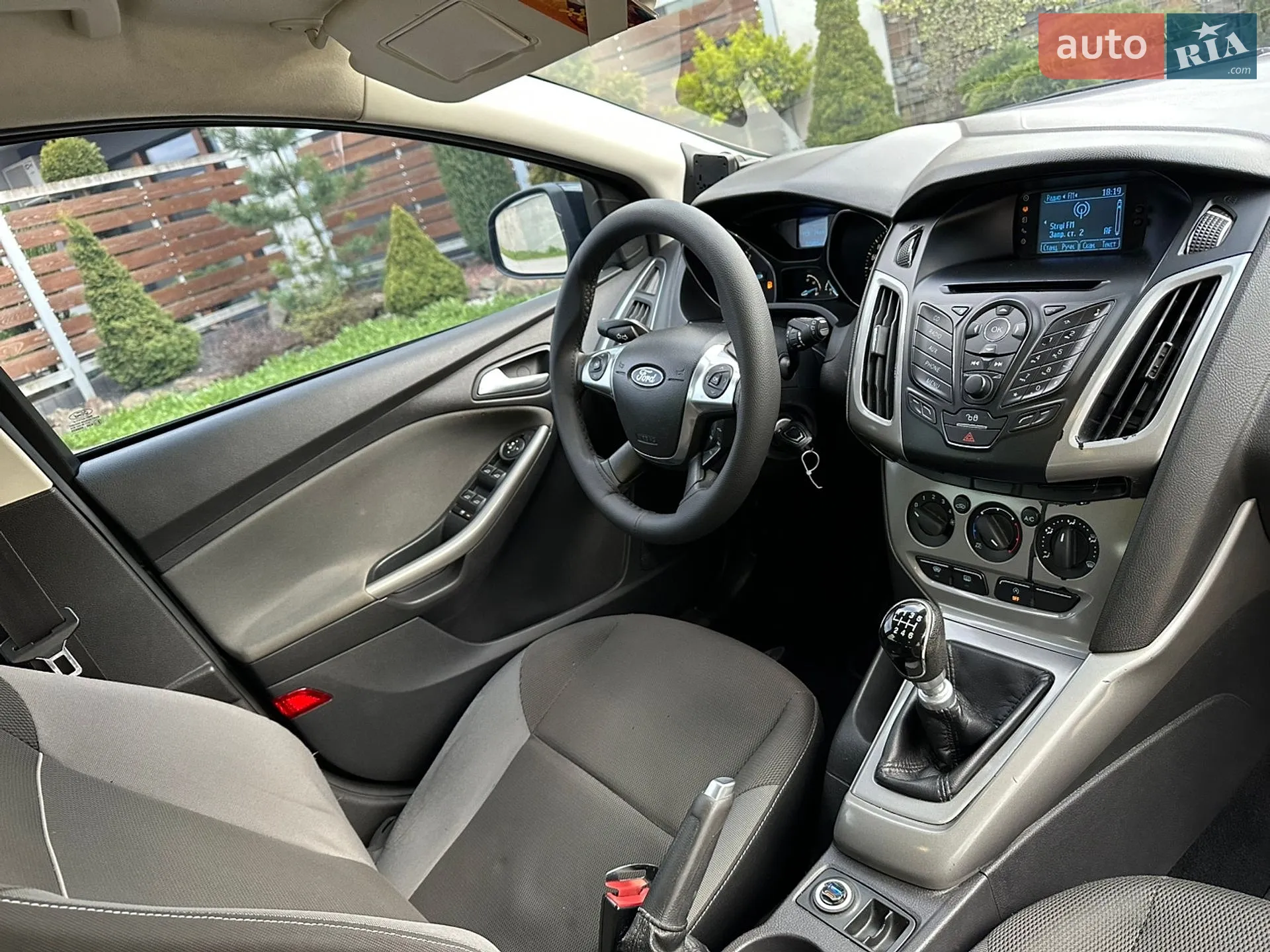 2011 Ford Focus - мініатюра 28