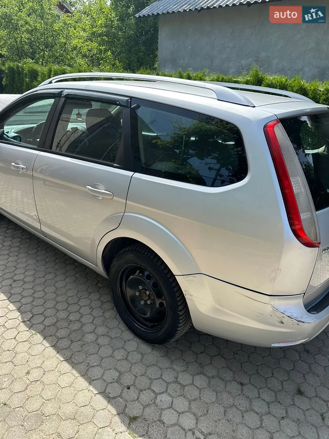 2010 Ford Focus - мініатюра 4