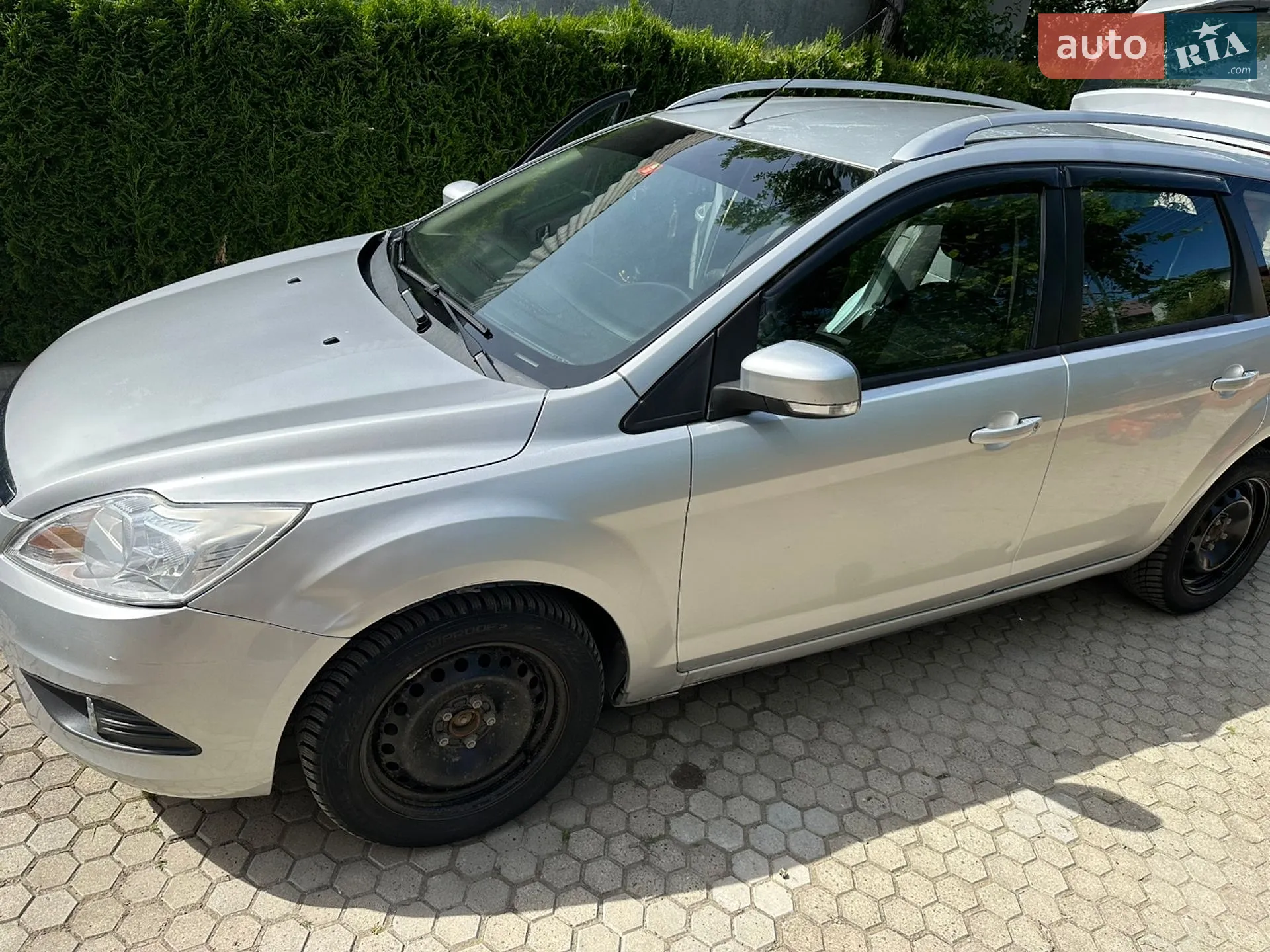 2010 Ford Focus - мініатюра 3