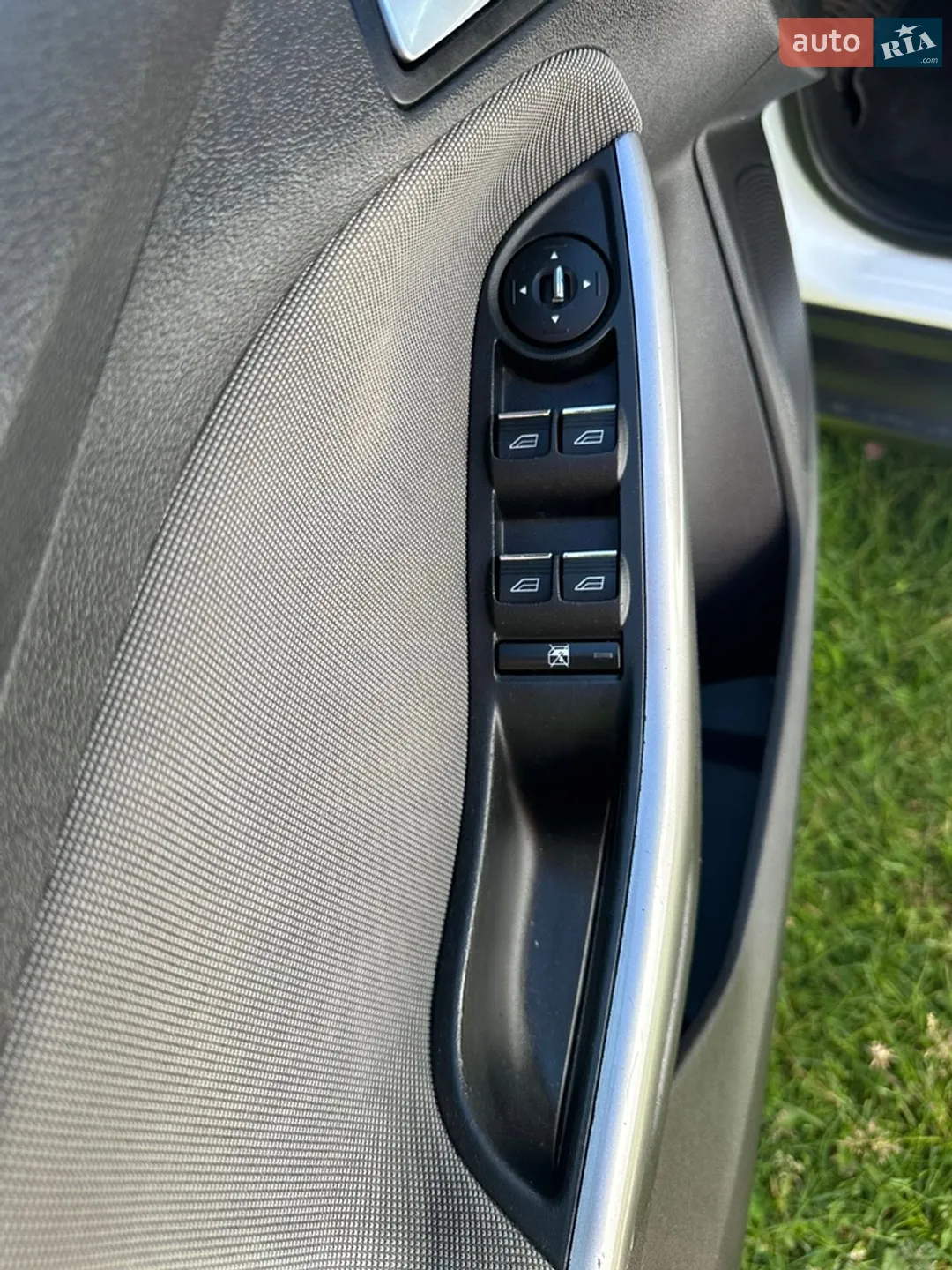 2014 Ford Focus - мініатюра 25