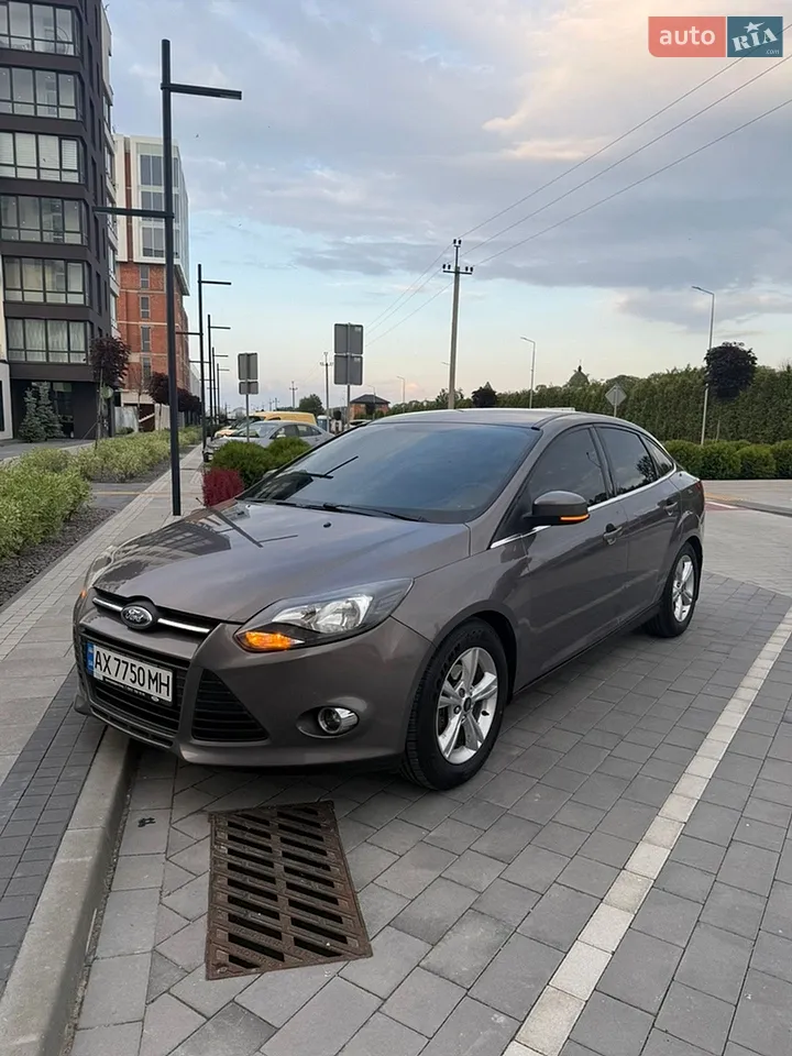 2013 Ford Focus - мініатюра 13