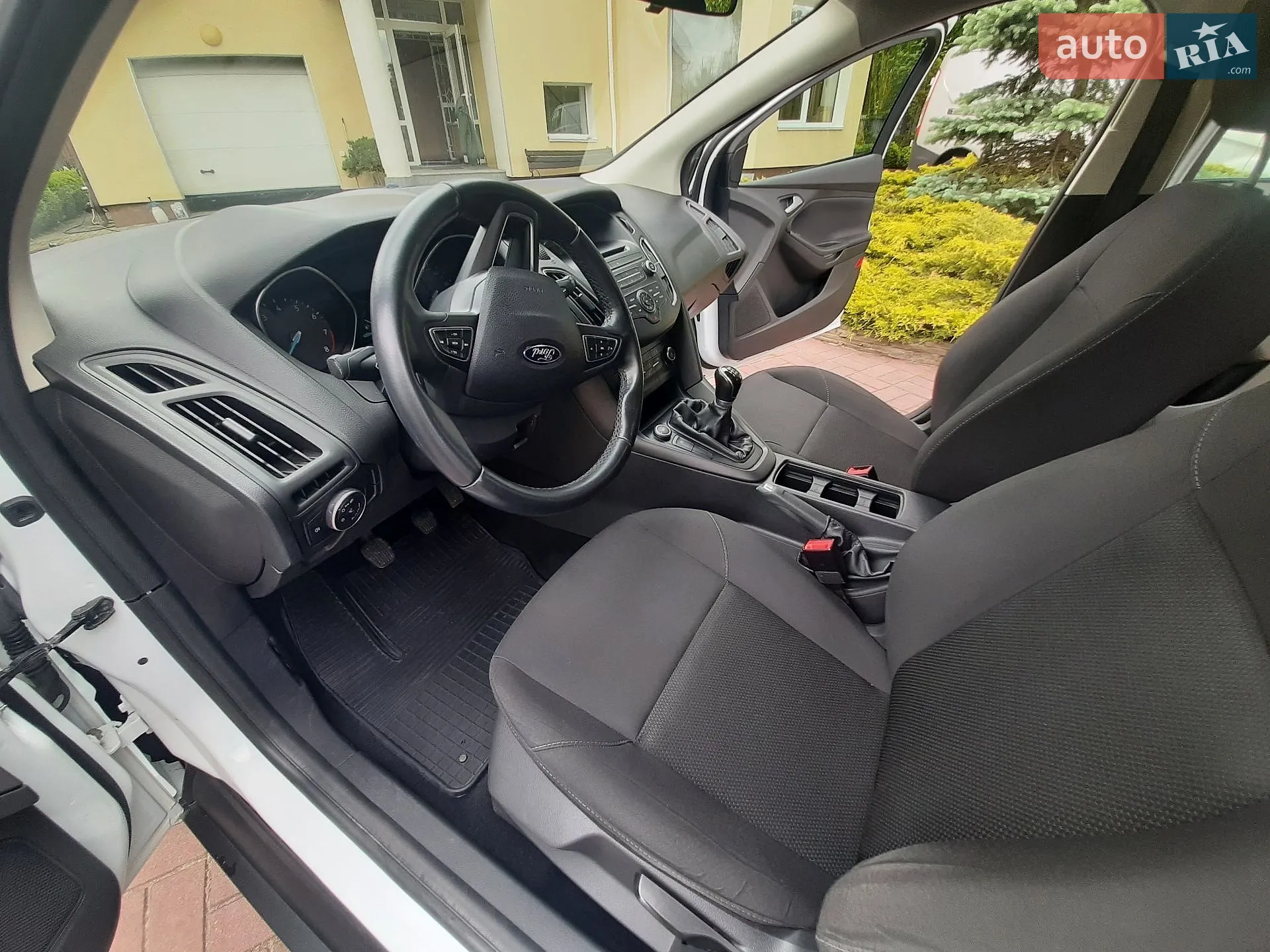 2015 Ford Focus - мініатюра 23