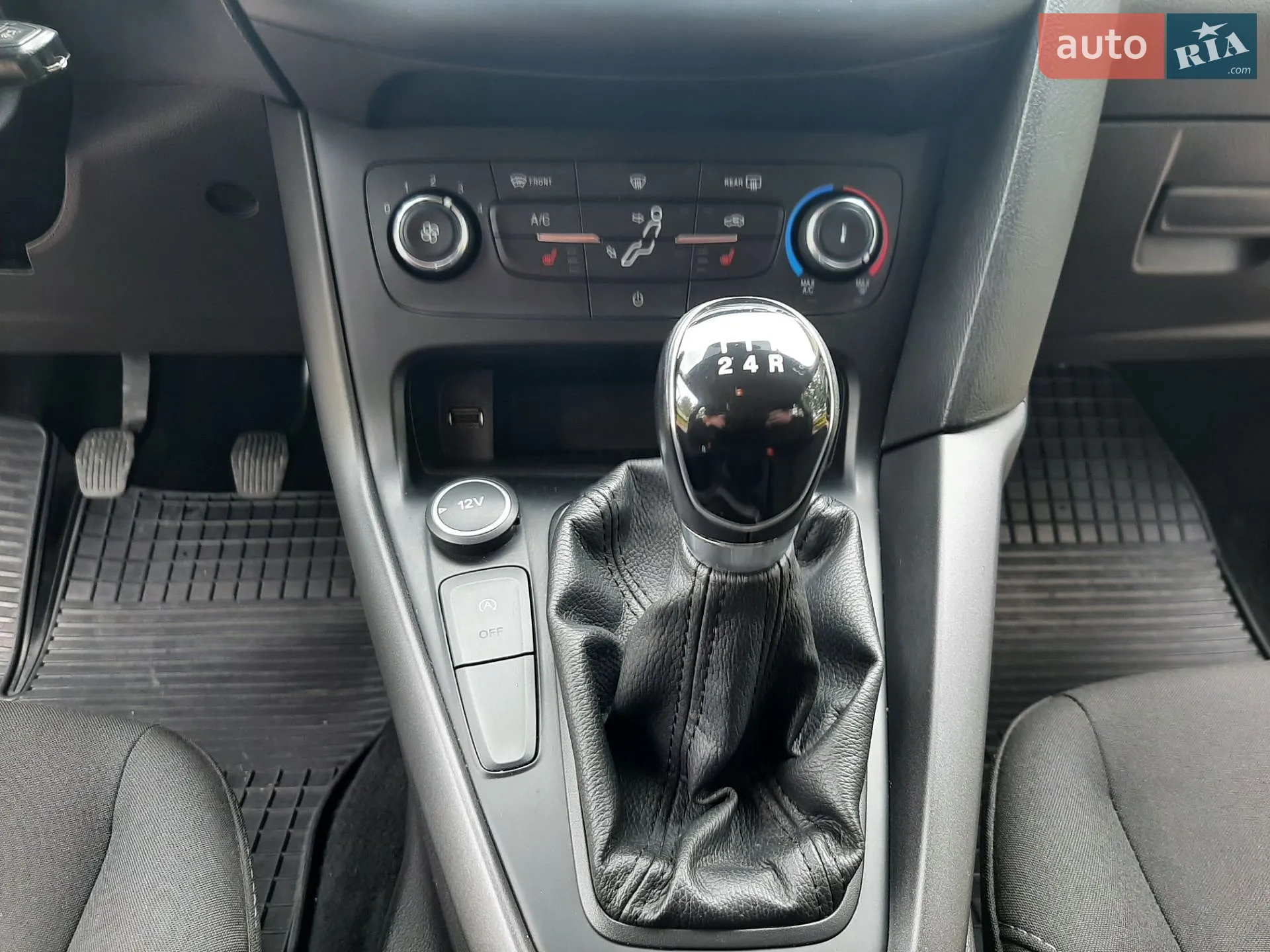 2015 Ford Focus - мініатюра 31