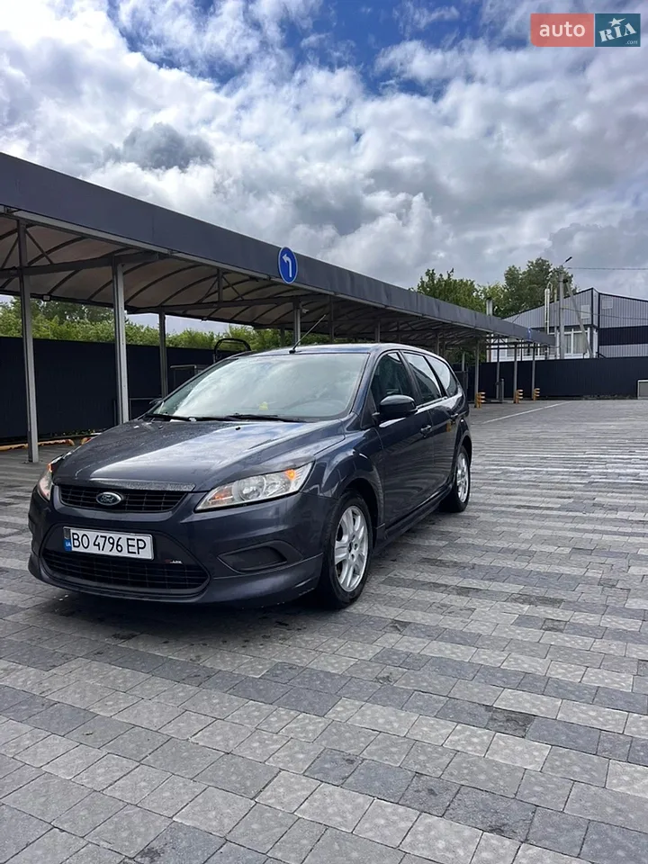 2010 Ford Focus - мініатюра 23
