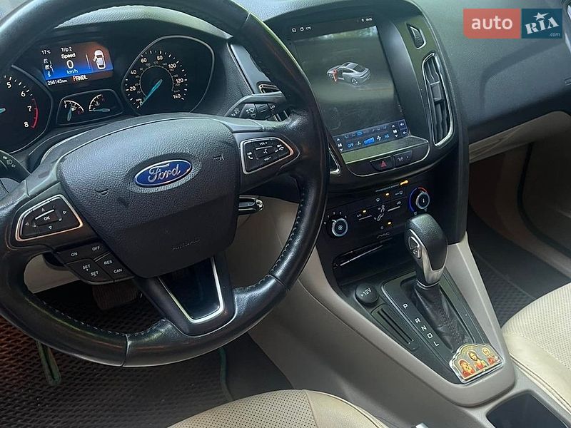 Седан Ford Focus 2018 в Хмельницькому
