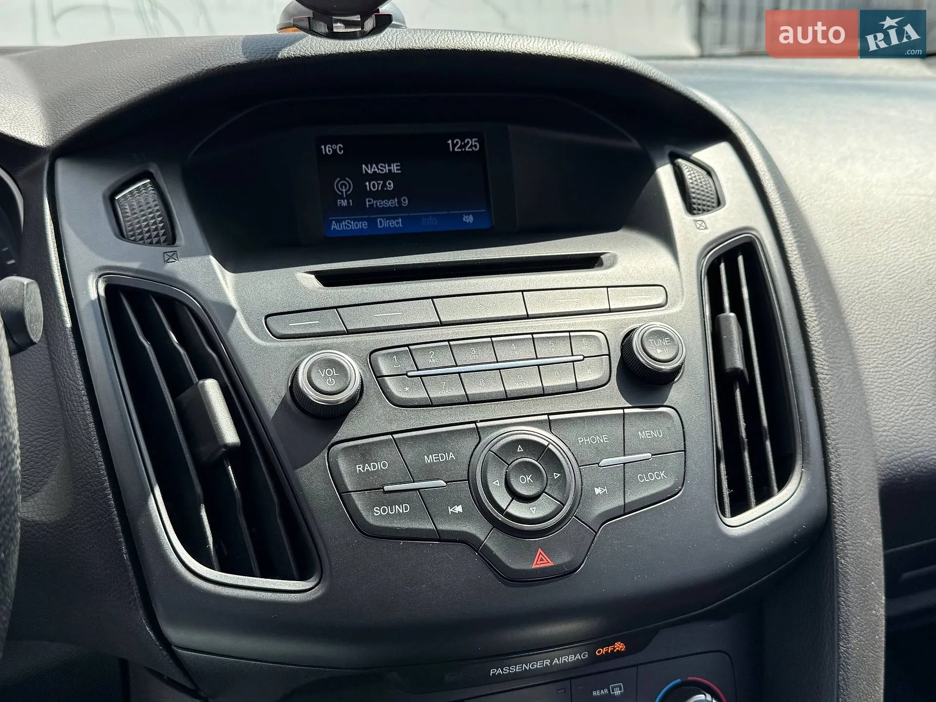 2015 Ford Focus - мініатюра 21