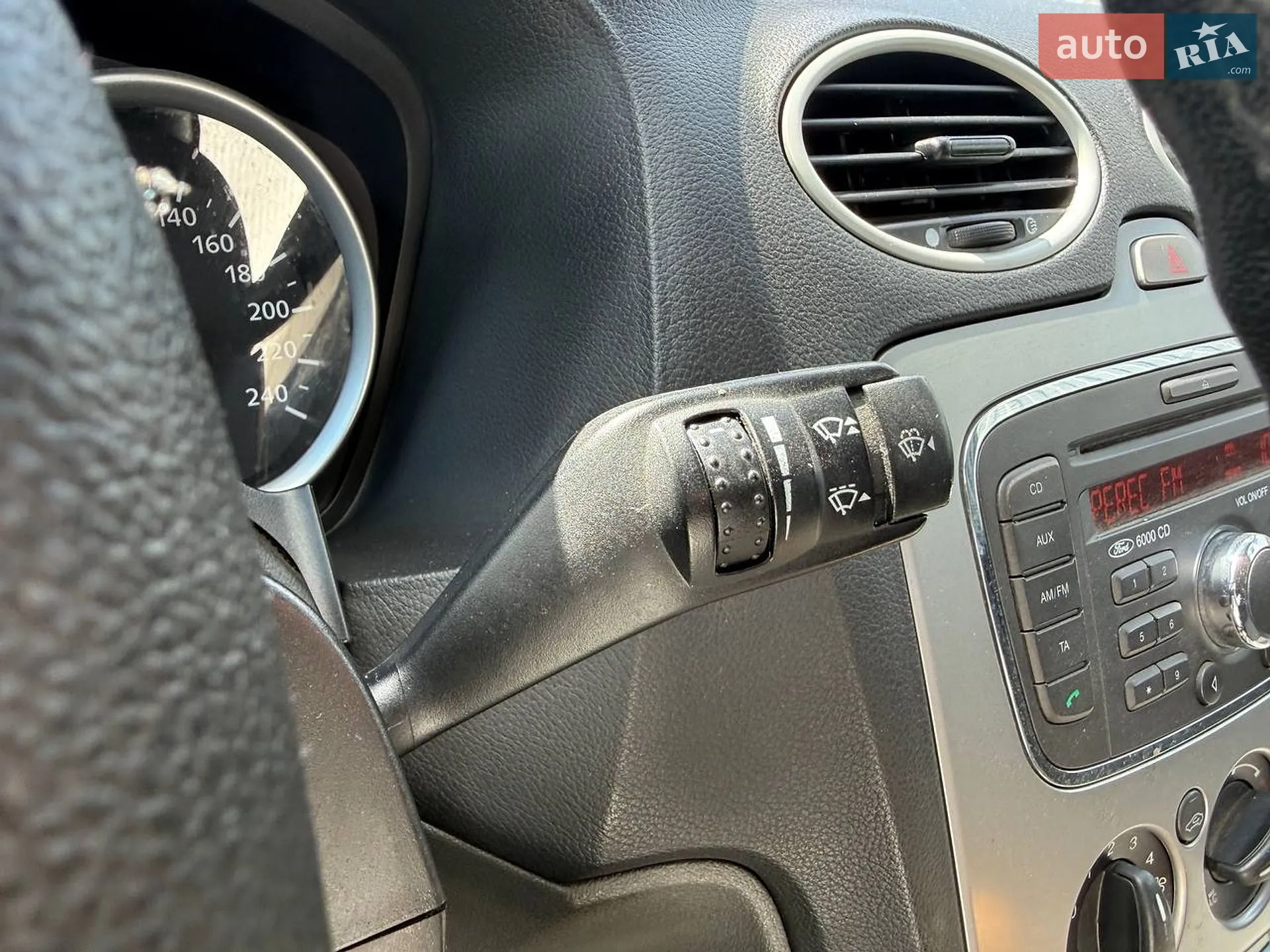 2011 Ford Focus - мініатюра 20
