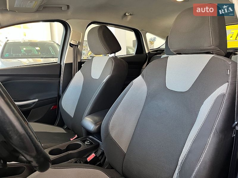 Хэтчбек Ford Focus 2012 в Львове