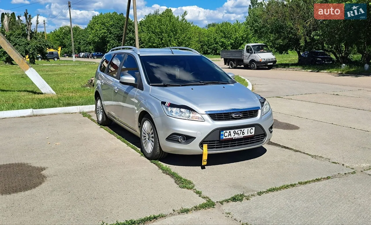 2010 Ford Focus - мініатюра 18