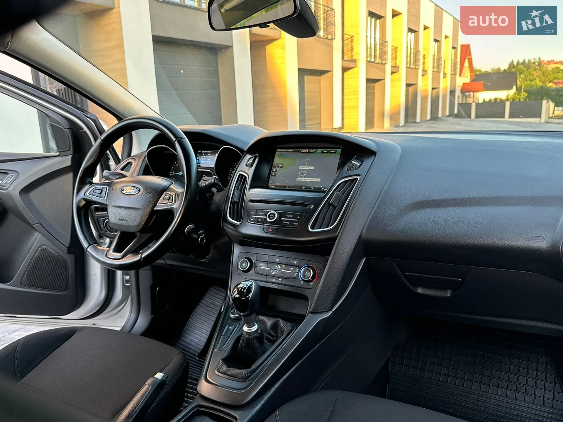 2015 Ford Focus - мініатюра 93