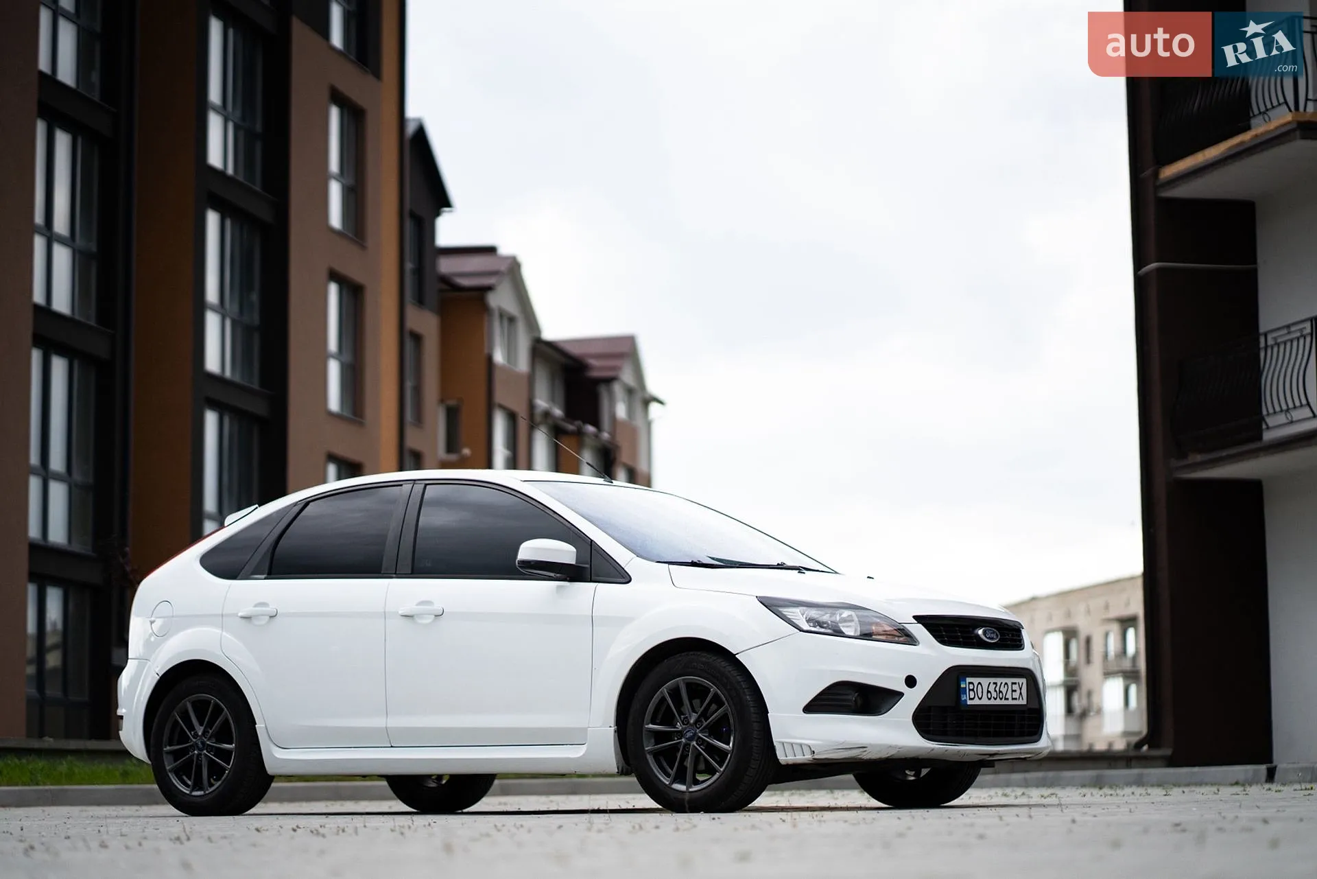 2010 Ford Focus - мініатюра 2