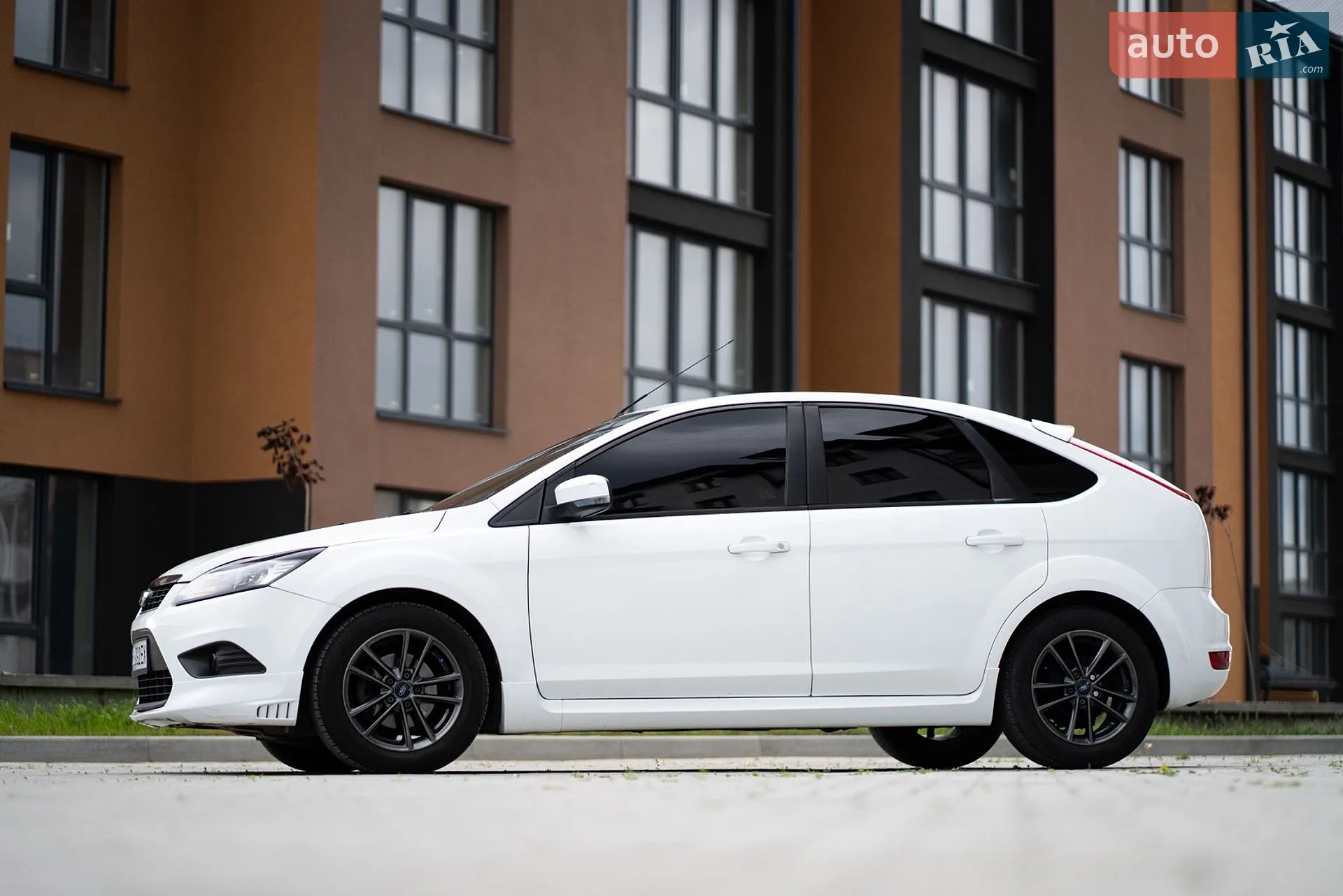 2010 Ford Focus - мініатюра 6