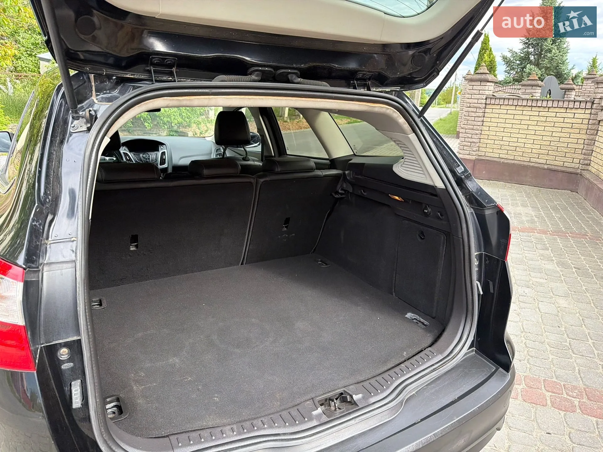 2011 Ford Focus - мініатюра 103