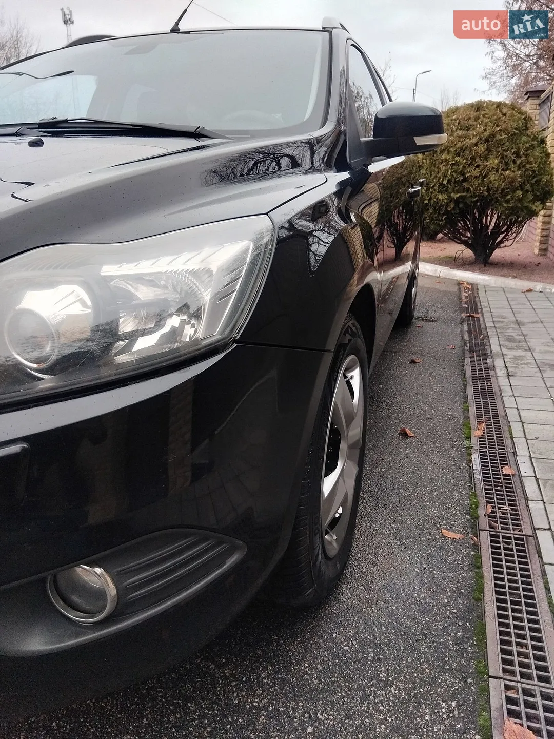 2010 Ford Focus - мініатюра 21