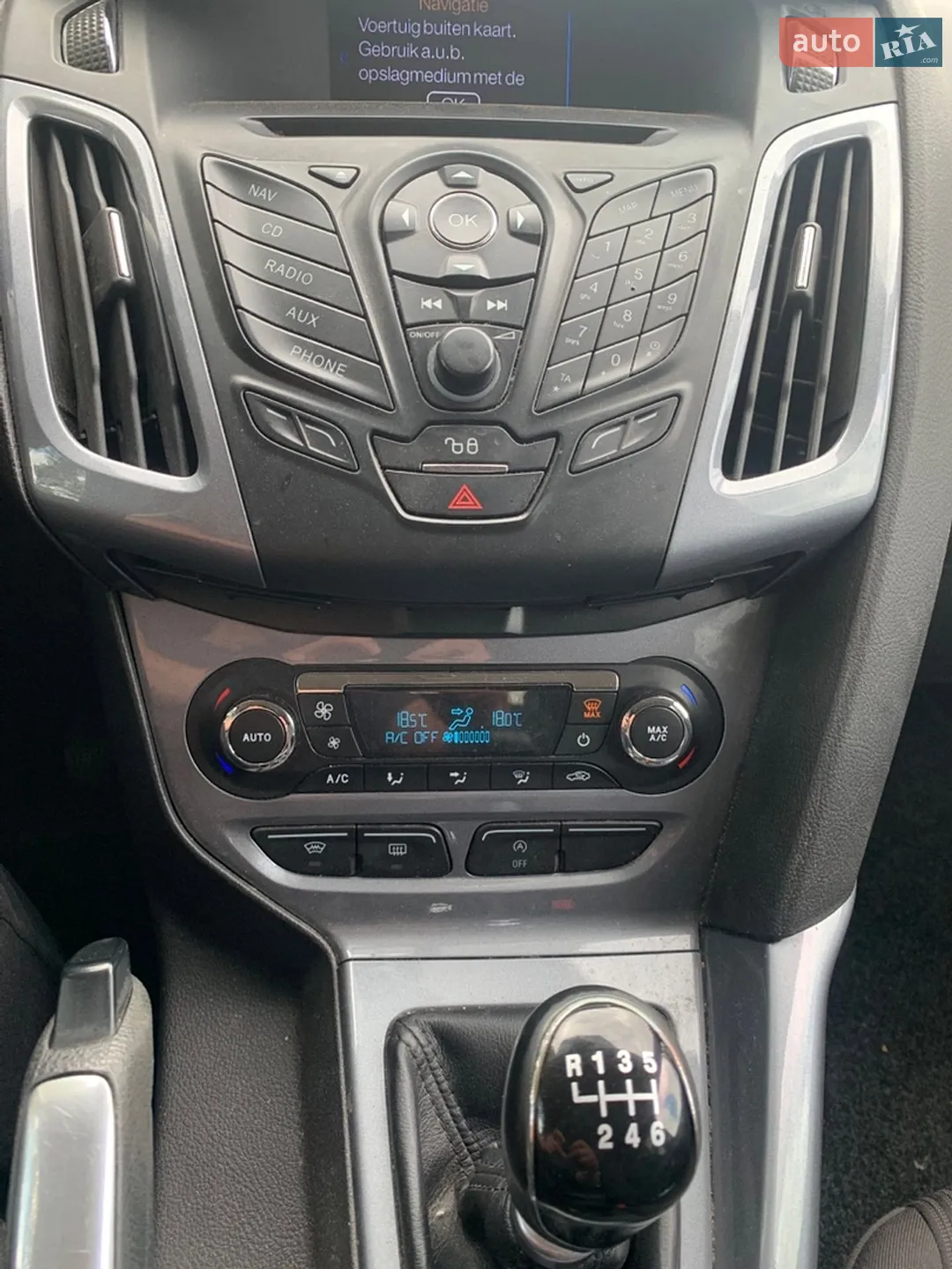 2011 Ford Focus - мініатюра 9