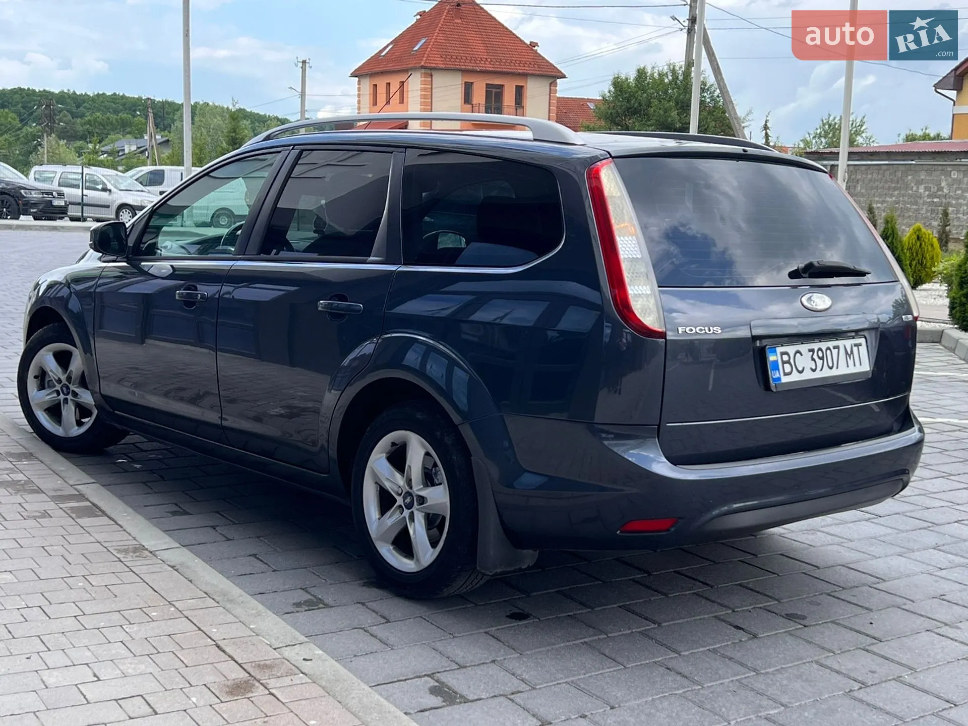 2010 Ford Focus - мініатюра 15