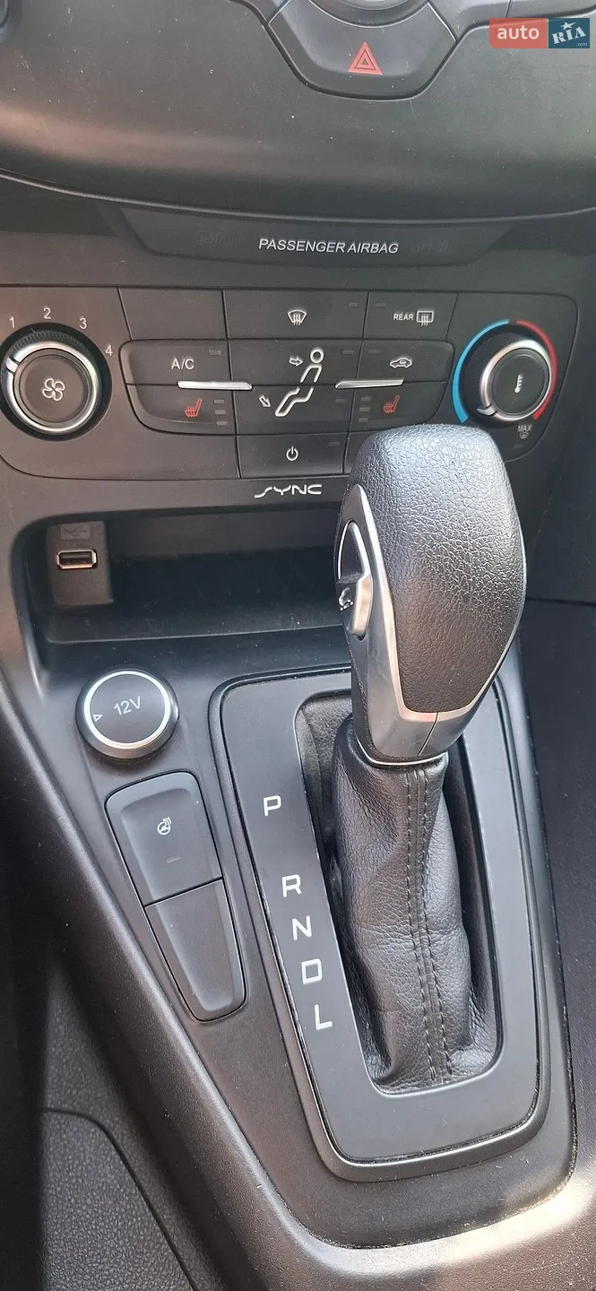2017 Ford Focus - мініатюра 15
