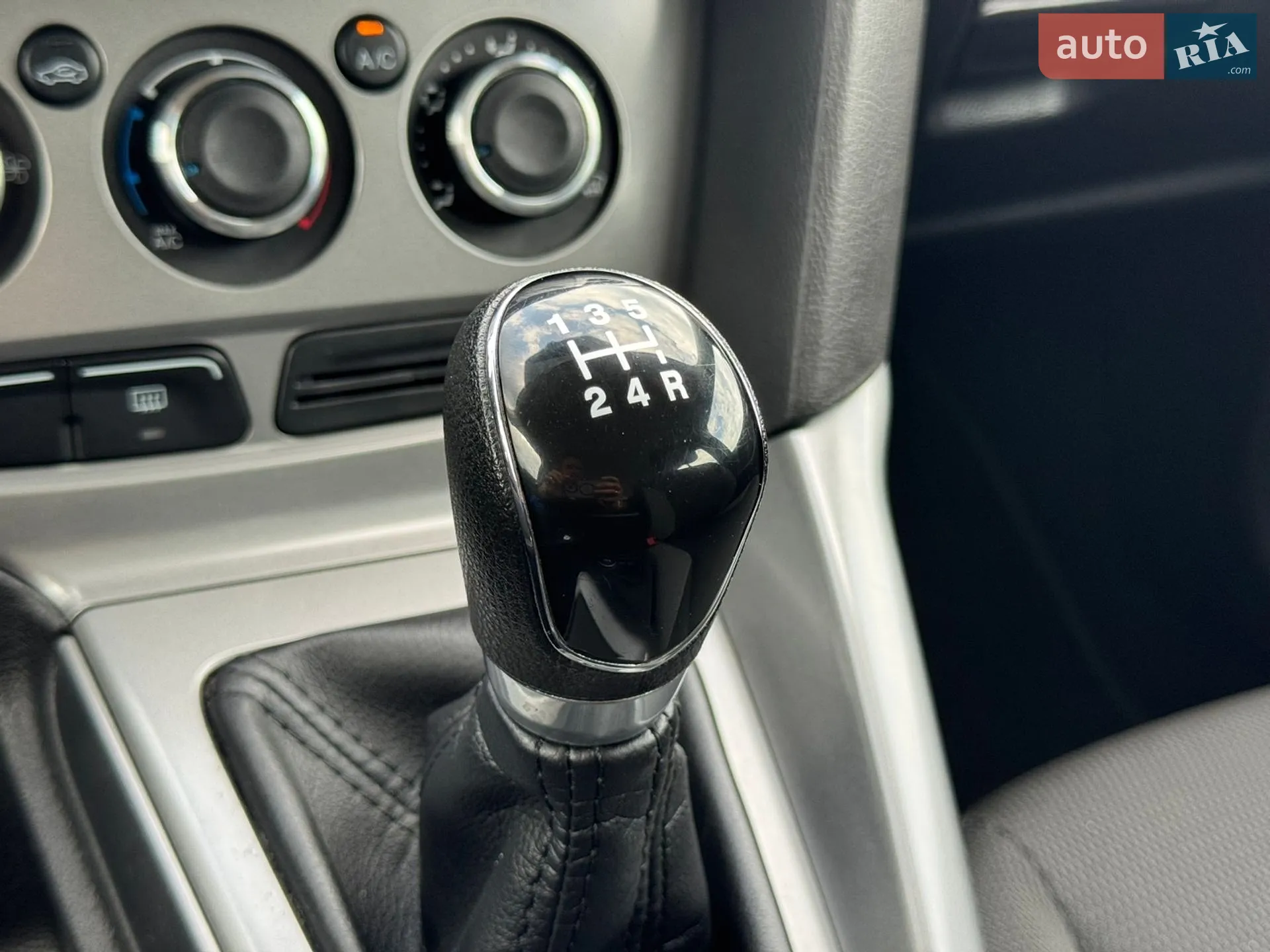 2011 Ford Focus - мініатюра 50